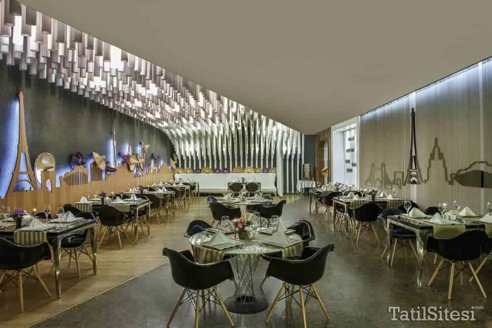 Delphin İmperial Hotel Lara